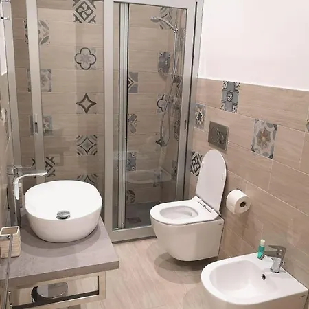 Il Balcone Di Galatea Apartmán *